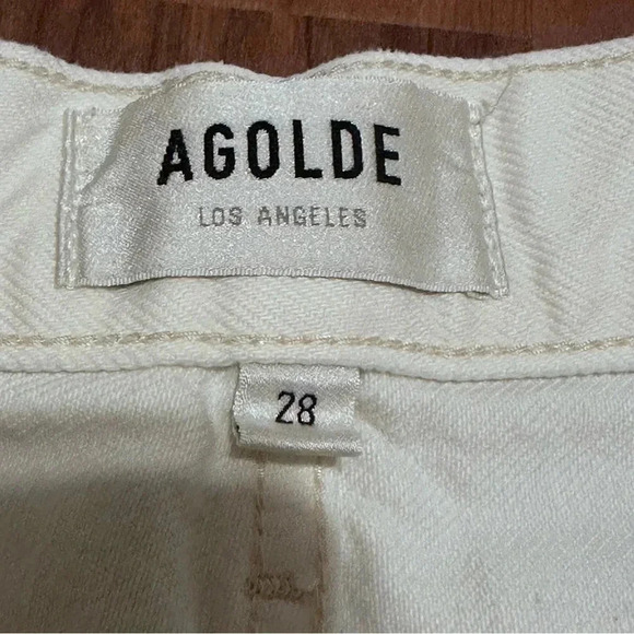 AGOLDE White Denim Shorts Raw Hem 2” inseam size 28 - Picture 3 of 3